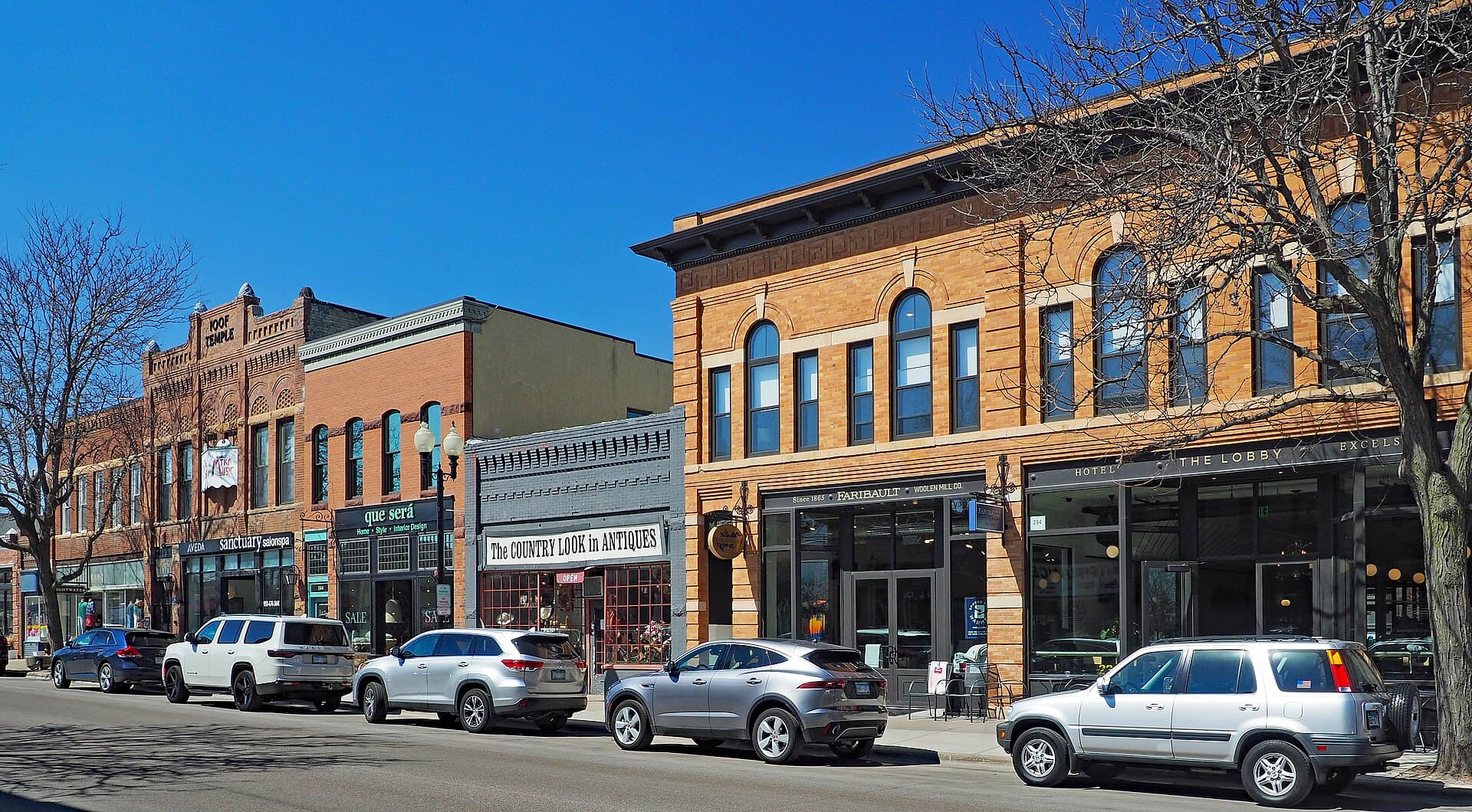 Moving to Excelsior, MN — Walkable Lake Life
